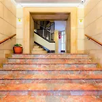 Hostly - Art & Color Rome Midtown - 3Br 2Ba
